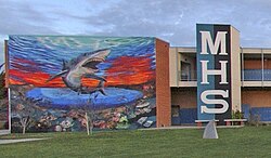 Escuela Preparatoria Malibú.
