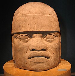 Cabeza colosal 6 de San Lorenzo en el Museo Nacional de Antropología.
