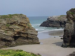 Playa de Las Catedrales situada en el municipio de Ribadeo