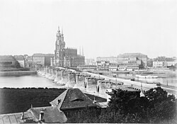 Vista del Puente de Augusto en Dresde en 1865