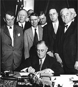 Firma de la Tennessee Valley Authority Act