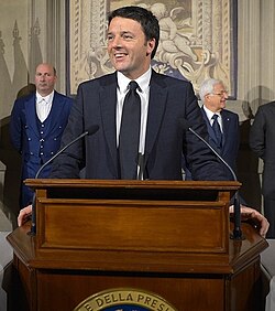 Renzi anunciando su gabinete de ministros