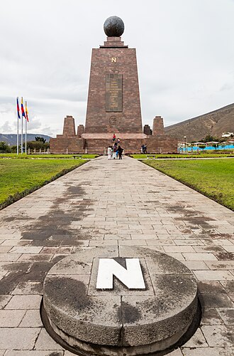 Monumento en la Mitad del Mundo