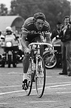 Freddy Maertens en acción durante una carrera