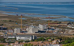 Construcciones en curso cerca del Étang de Thau