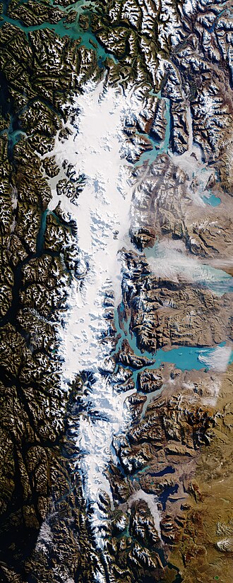Vista aérea del Campo de Hielo Patagónico Sur