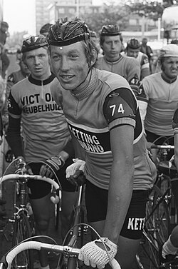 Retrato de Aad van den Hoek