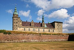 Fachada y murallas del Castillo de Kronborg