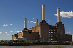 Battersea Power Station vista en 2012 antes de su transformación en centro comercial