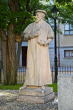 Estatua de Andrés Laguna en Segovia esculpida por Florentino Trapero