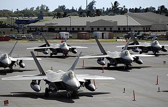Cazas F-22 Raptor en la Base de la Fuerza Aérea Hickam, Hawái, 2007.