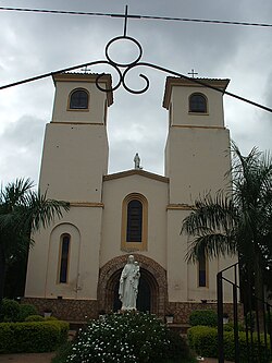 Iglesia católica ubicada en la ciudad de Coronel Oviedo