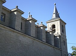 Lateral de la iglesia de San Bernabé en El Escorial