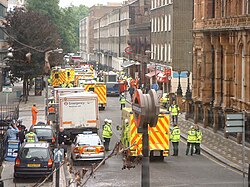 Ambulancias y servicios de emergencia en la zona de Russell Square, Londres.