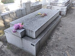 Tumba de José del Castillo en el Cementerio Civil de Madrid