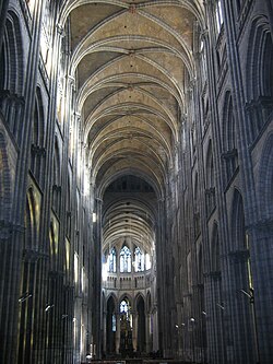 Nave central de la Catedral de Ruan