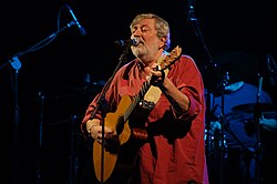 Retrato fotográfico de Francesco Guccini