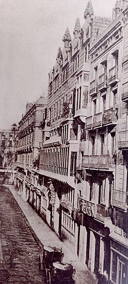 Fotografía histórica del Palacio Güell alrededor de 1910