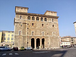 Fachada del Palazzo Spada, sede del ayuntamiento de Terni