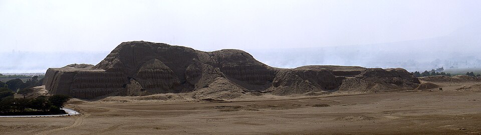 La monumental Huaca del Sol, ubicada en Moche, servía como centro administrativo y religioso.