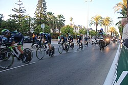Ciclistas durante la primera etapa