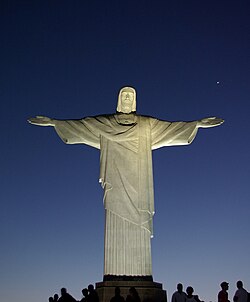 Fotografía del monumento del Cristo Redentor ubicado en la ciudad de Río de Janeiro, Brasil.