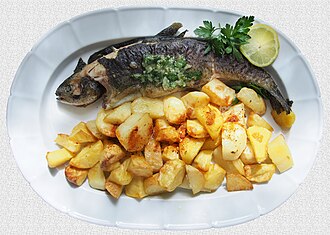 Plato preparado de trucha al horno
