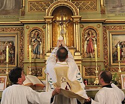 Elevación de la Eucaristía en el rito romano tradicional