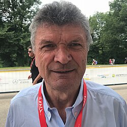 Fotografía del exciclista Bernard Thévenet