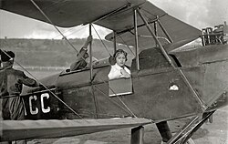 María Bernaldo de Quirós, la primera mujer piloto en España
