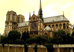 Fachada de la Catedral de Notre Dame en París