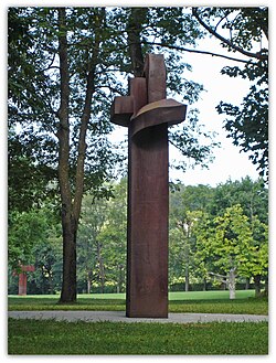 Escultura Besarkada XIV