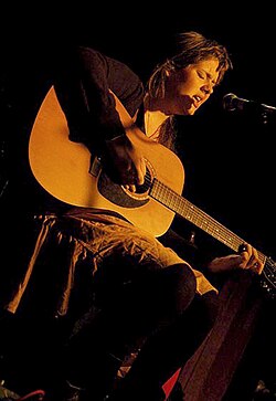 Adele en concierto acústico en Kilburn