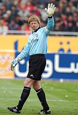 Oliver Kahn en acción