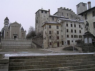 Iglesia de San Roch y castillo de Alboin en Feltre