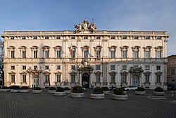 Fachada principal del Palazzo della Consulta en Roma