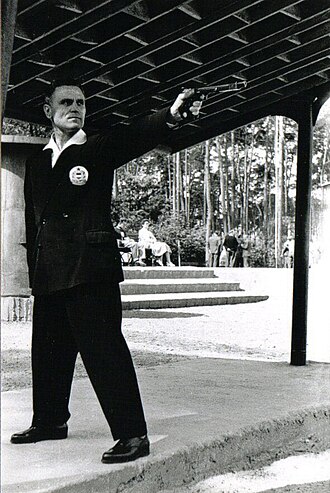 Karoly Takács con su medalla