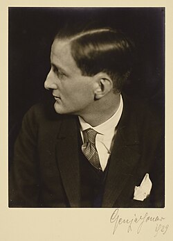 Retrato fotográfico de Nikolaus Pevsner