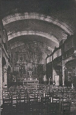 Antigua iglesia de Santa Clara instalada en el Salón del Tinell alrededor de 1918 y fotografiada hacia 1920.