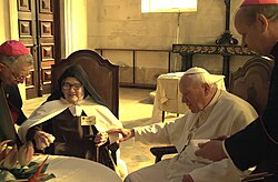 Encuentro de Sor Lucía con Juan Pablo II