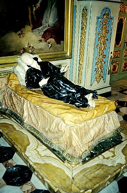 Escultura yacente de san Estanislao Kostka por Pierre Legros