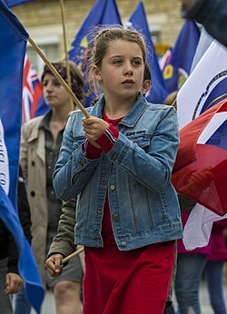Desfile conmemorativo en Carentan, Francia