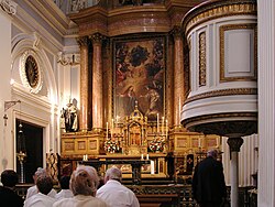 Detalle del altar mayor del monasterio