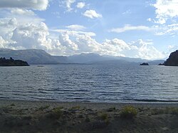 Vista panorámica del Lago Aluminé