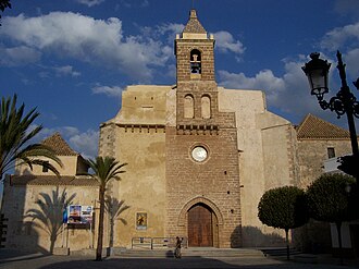 Fachada de la parroquia de Nuestra Señora de la O