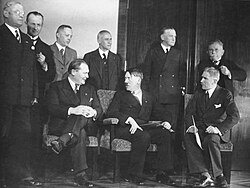 Fotografía del primer gabinete del canciller Adolf Hitler en 1933