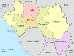 Mapa político de las regiones administrativas de Guinea