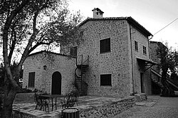Fotografía de la casa donde vivió Robert Graves en Deyá.
