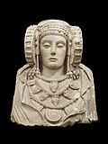 La Dama de Elche expuesta en el museo.