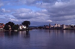 Vista del río Shannon y el barrio medieval